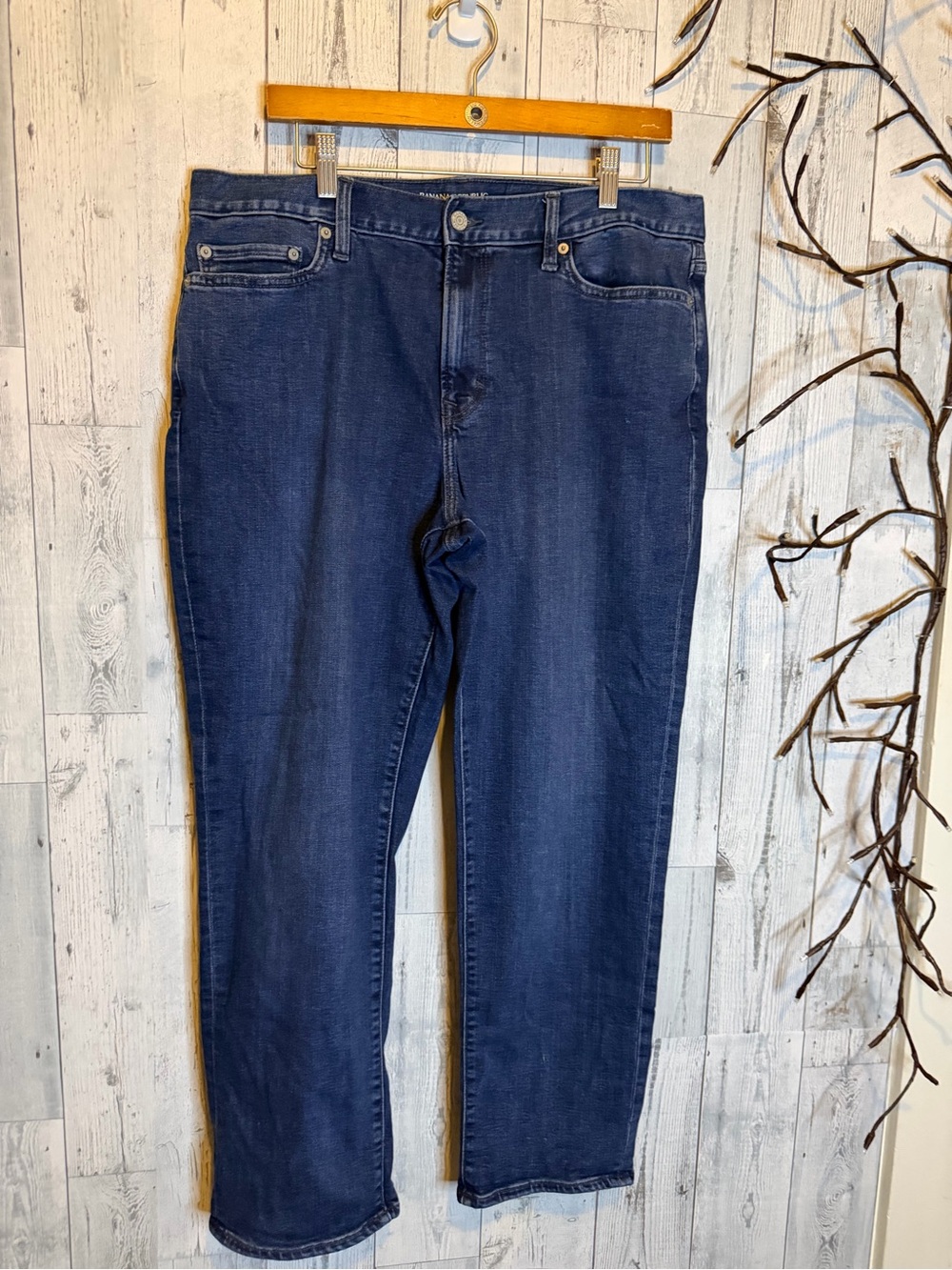Banana Republic Men's Straight slim fit Jeans in Dark Blue
